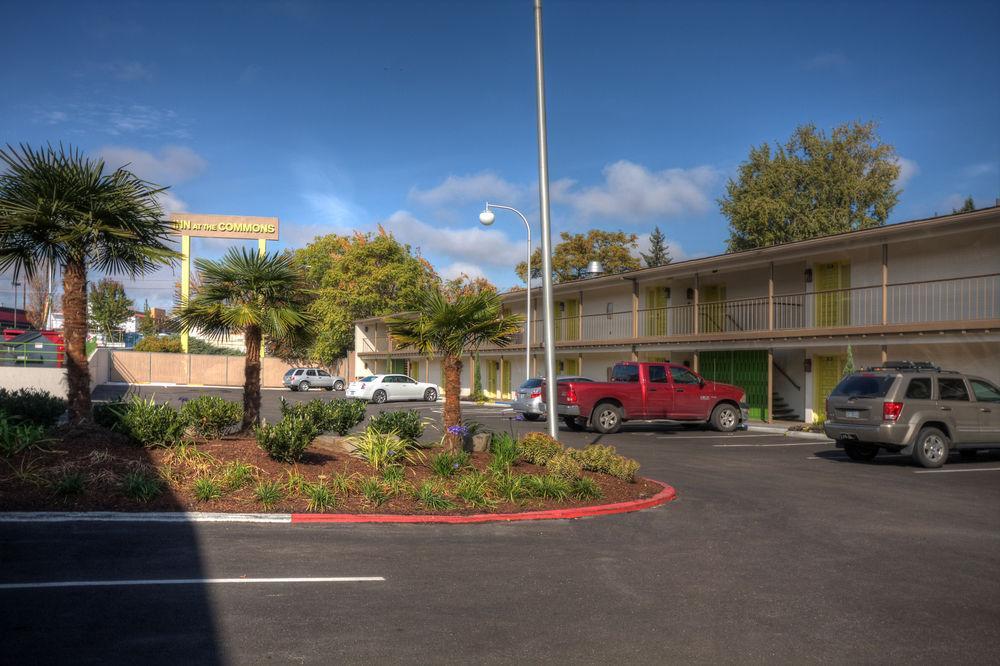 Inn At The Commons Μέντφορντ Εξωτερικό φωτογραφία