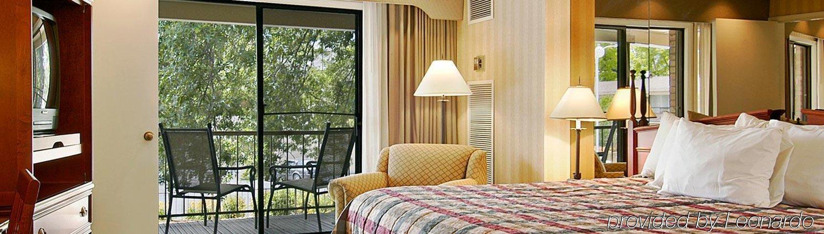 Inn At The Commons Μέντφορντ Εξωτερικό φωτογραφία