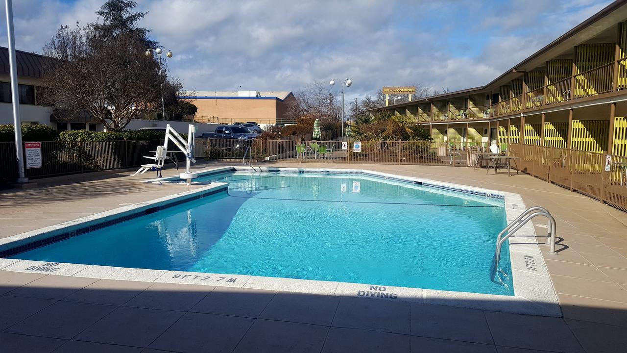 Inn At The Commons Μέντφορντ Εξωτερικό φωτογραφία